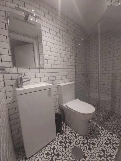 Alto Da Lapa Luxury House Free 1 Parking Place Porto Exterior photo